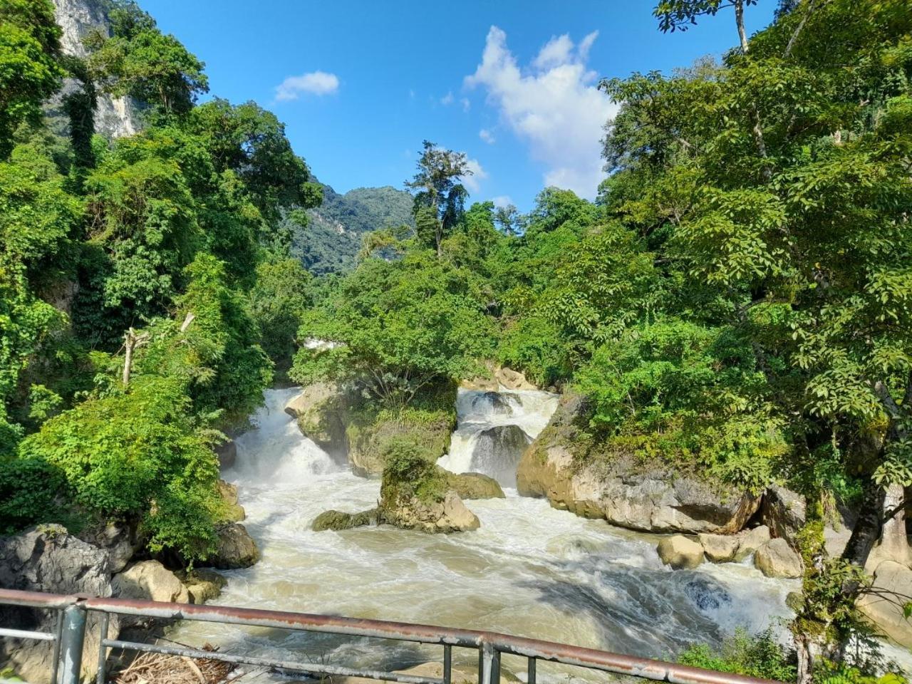 Khach San Vuon Quoc Gia Ba Be Hotel Bac Kan Екстериор снимка